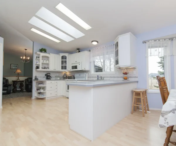 hermosa-foto-de-una-cocina-de-casa-moderna